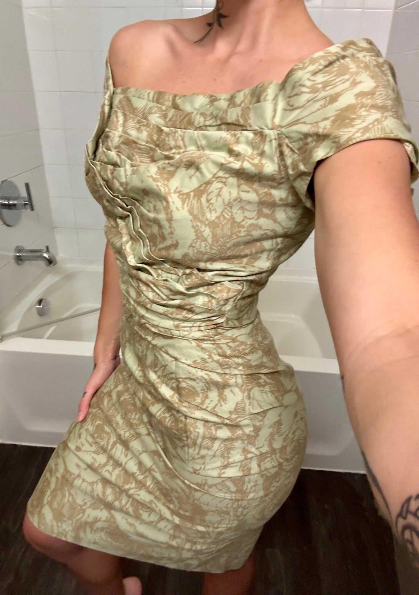 1950’s Off the Shoulder Dress