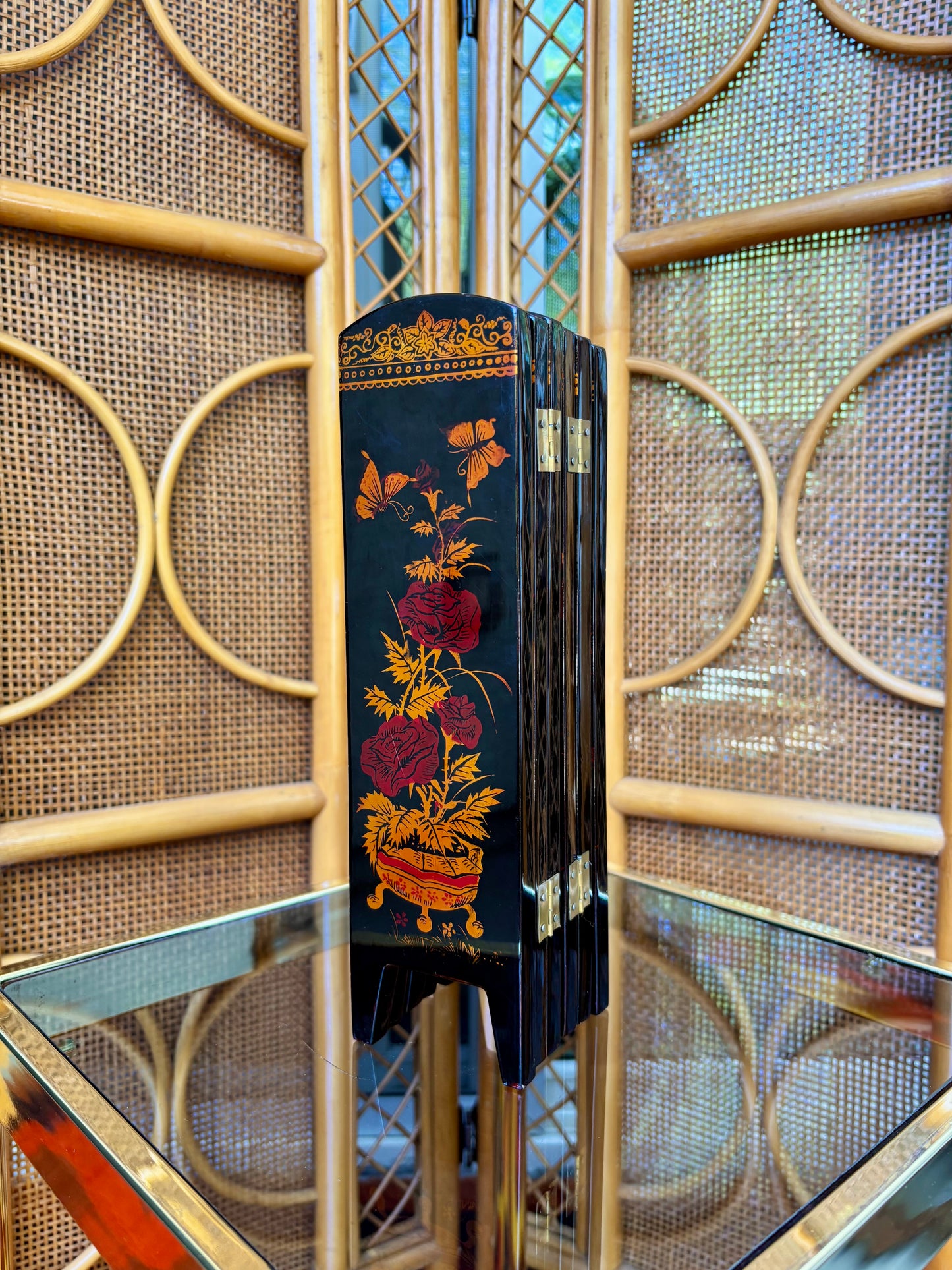 Tabletop 6-Fold Screen